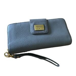 Fossil Issue No. 1954 Pebbled Leather Wristlet Wallet Gray/Grey golden hardware